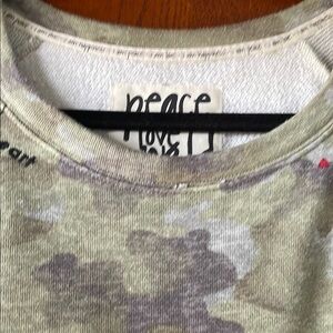 Peace Love World French Terry Hi Low Hem Pullover Camo 1X